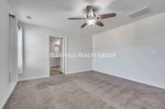 Building Photo - 1264 Canter Pl