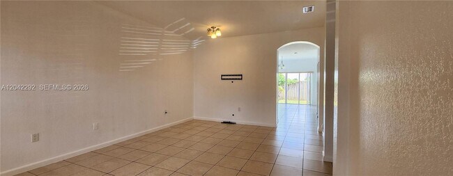 Building Photo - 10949 SW 181st Terrace