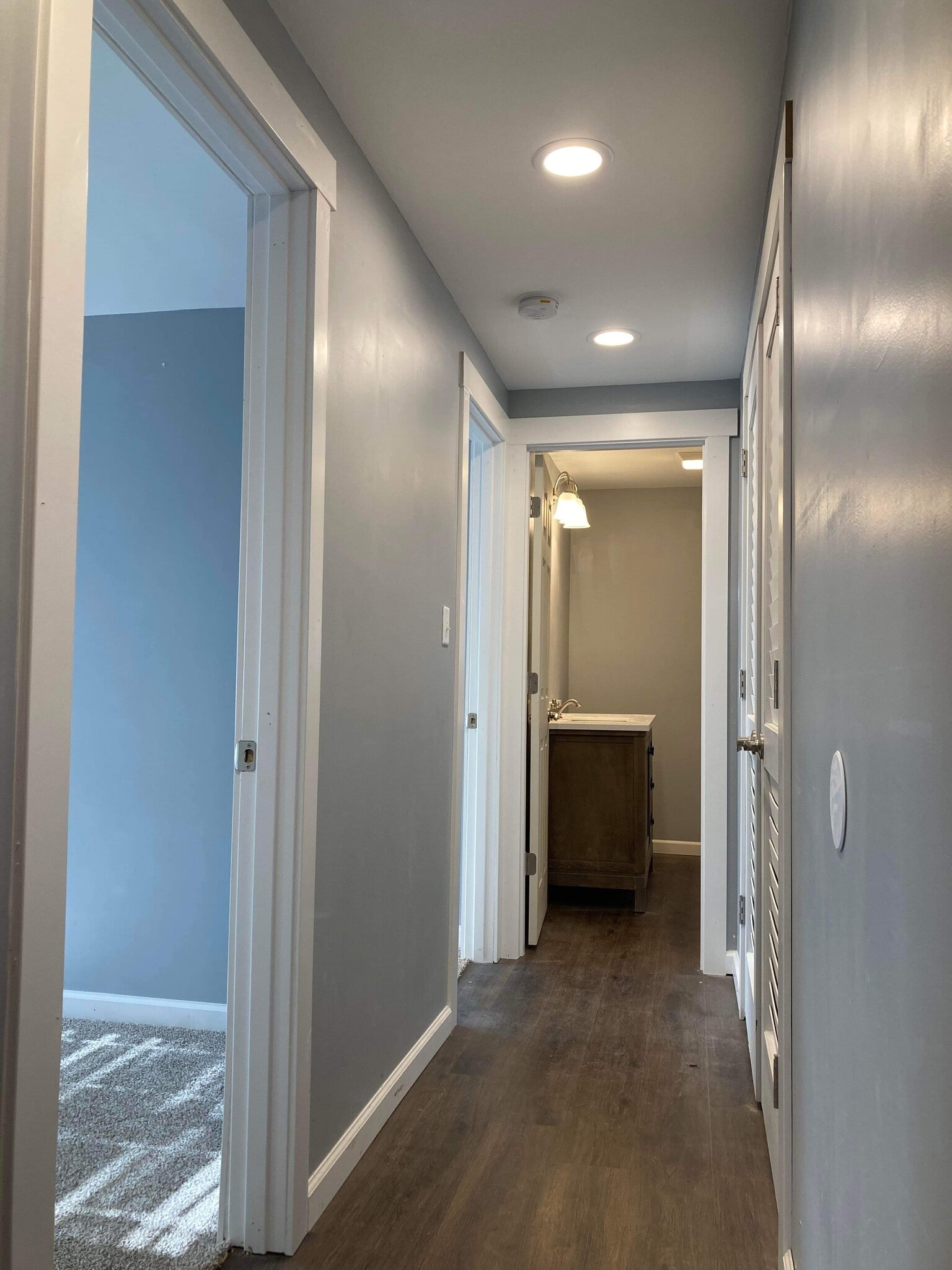 upstairs hall bath - 812 Marion Ave