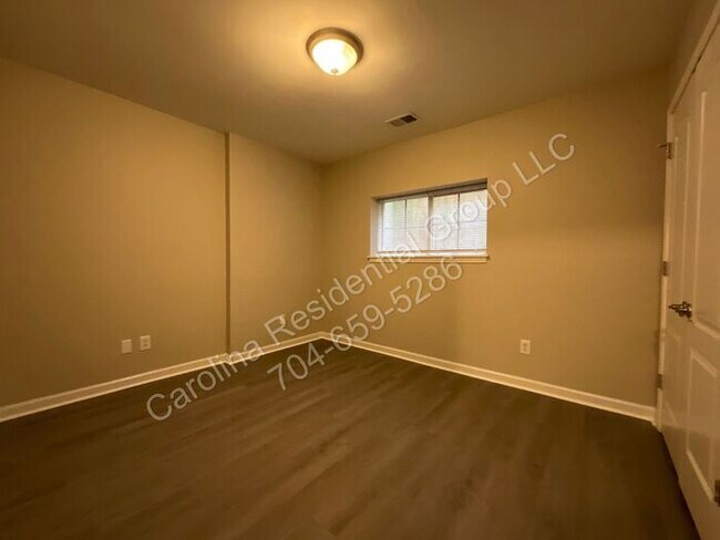 Building Photo - 1606 Termini Dr