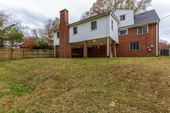 Building Photo - 147 Tarleton Ave
