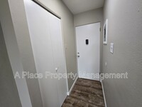 Building Photo - 2727 Hampton Ave