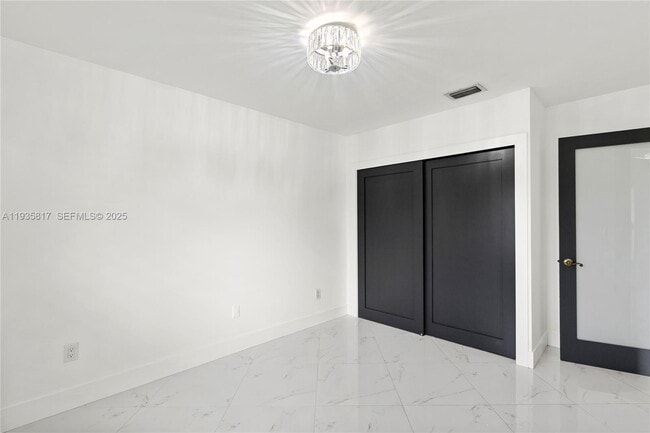 Building Photo - 13611 SW 77th St