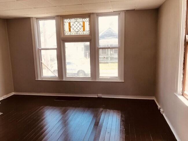 Building Photo - 1413 Wheeler St. Unit 1