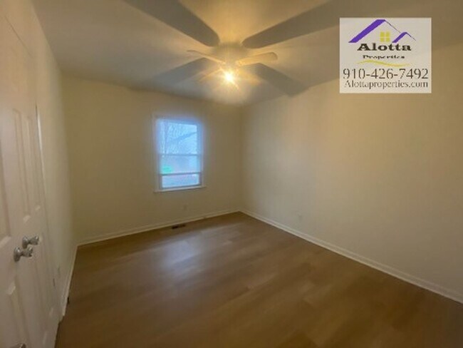 Building Photo - 525 Odell Rd