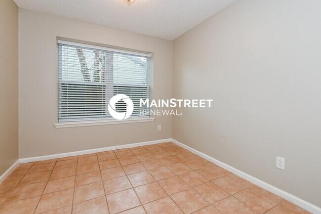 Building Photo - 3 Bedroom Pet-Friendly Home in Jacksonville, FL with Main Street Renewal