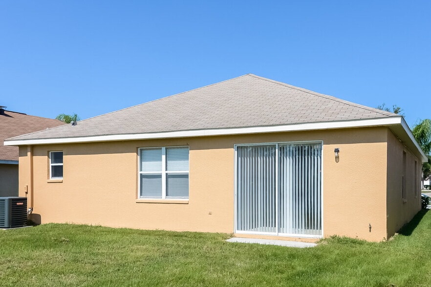 Building Photo - 5426 Passing Pine Ln