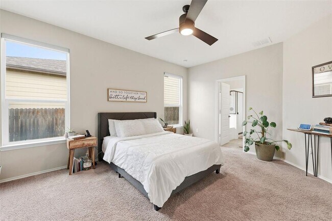 Building Photo - 1506 Dragonfly Loop