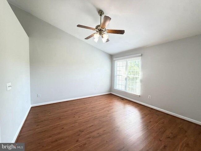 Building Photo - 249 Edge Creek Ln