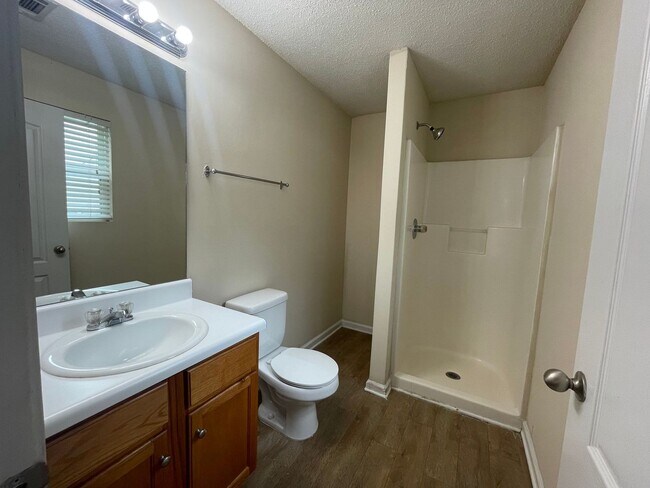 Building Photo - PRE-LEASING FOR AUGUST 2025!  1/2 OFF SECU...