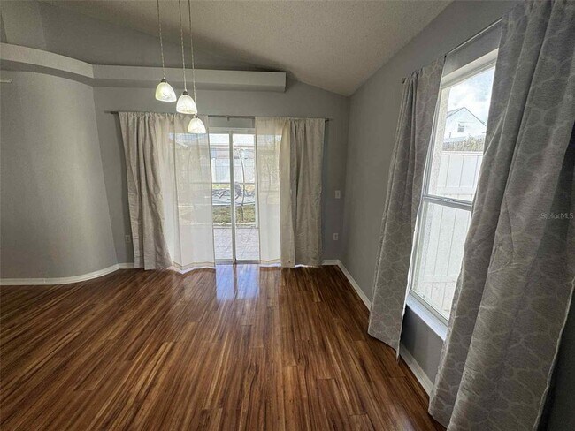 Building Photo - 205 Nicholson Dr