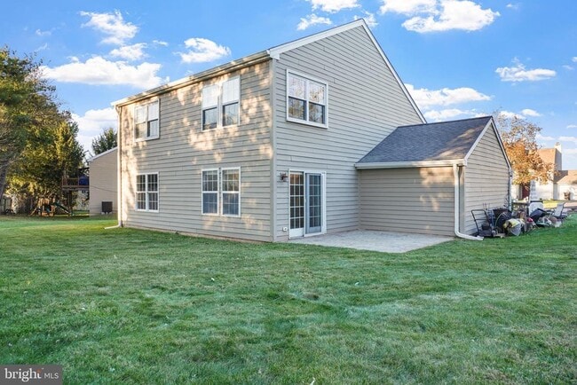 Building Photo - 226 Spring House Ln