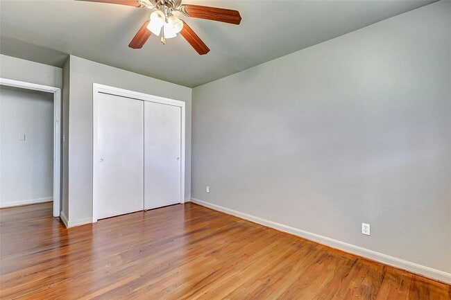 Building Photo - 6763 Glen Rock Dr