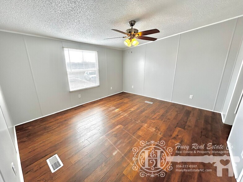 Building Photo - 2008 Burnett Church Rd