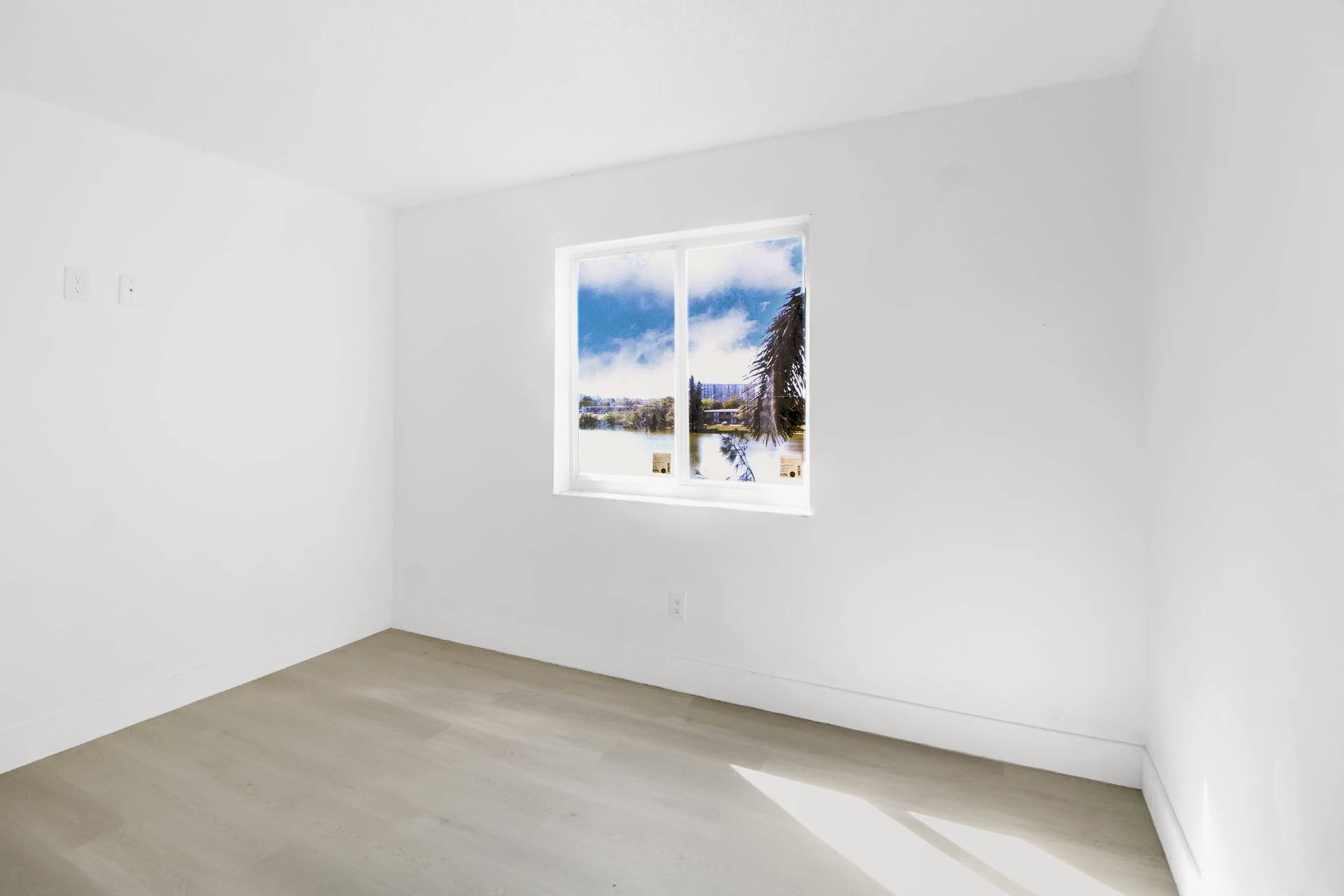 Building Photo - 14850 Naranja Lakes Blvd