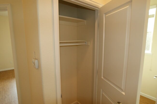 Building Photo - 426 Saint Ida Cir