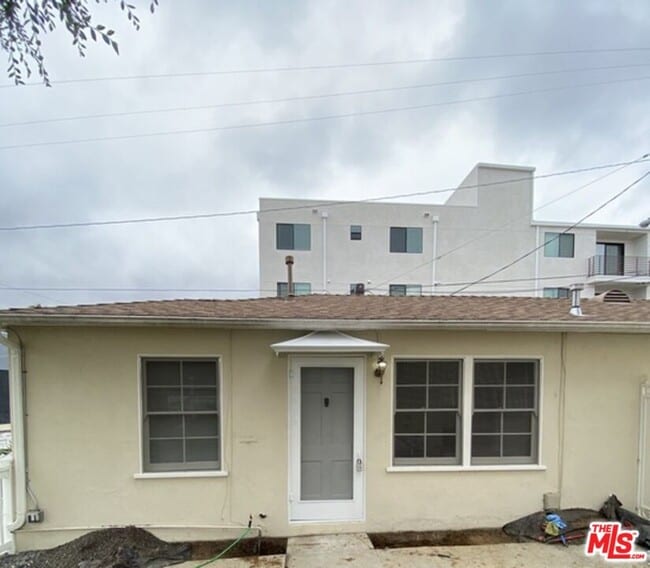 Building Photo - 5420 Alvern Cir