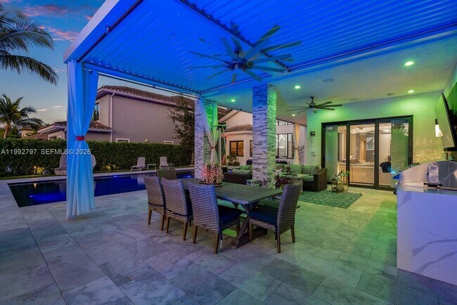 Building Photo - 16849 Pierre Cir