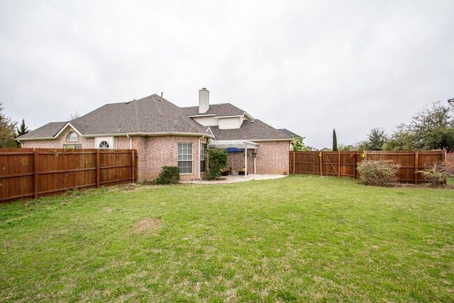 Building Photo - Big & Beautiful in Coppell