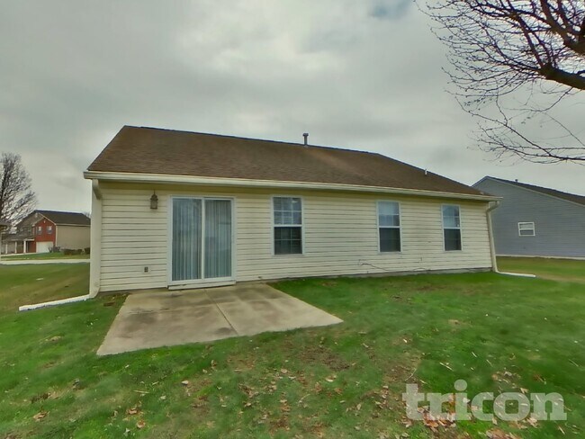 Building Photo - 5477 Wood Hollow Dr