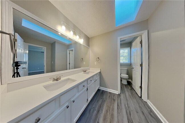 Building Photo - 3069 Commons Crossing