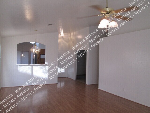 Building Photo - 10845 E Dragoon Ave