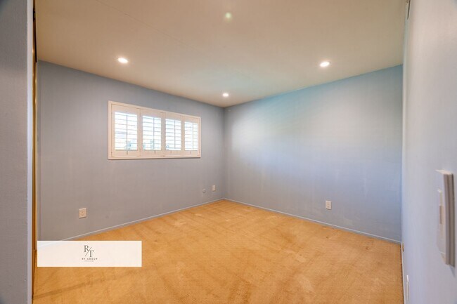 Building Photo - Quiet Cul-De-Sac Living with Pool – Arcadia Unified Schools