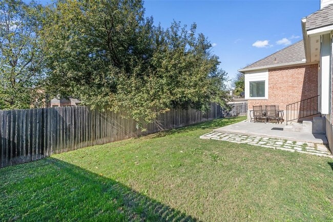 Building Photo - 3008 Rock Rose Pl