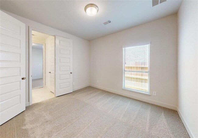 Building Photo - 624 Sand Branch Dr