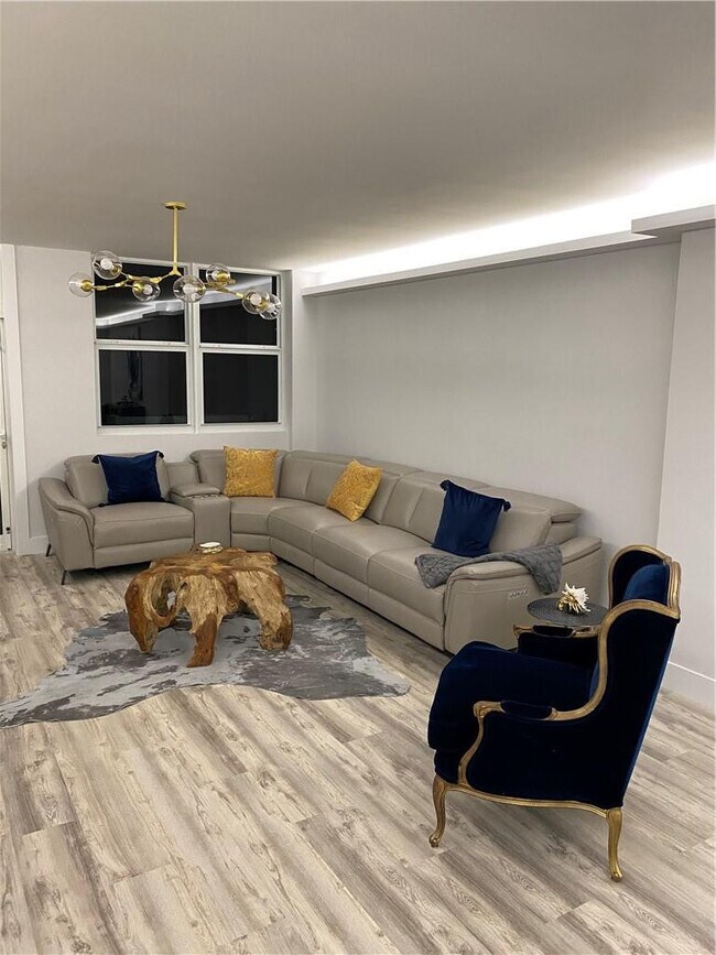 Building Photo - 4250 Galt Ocean Dr