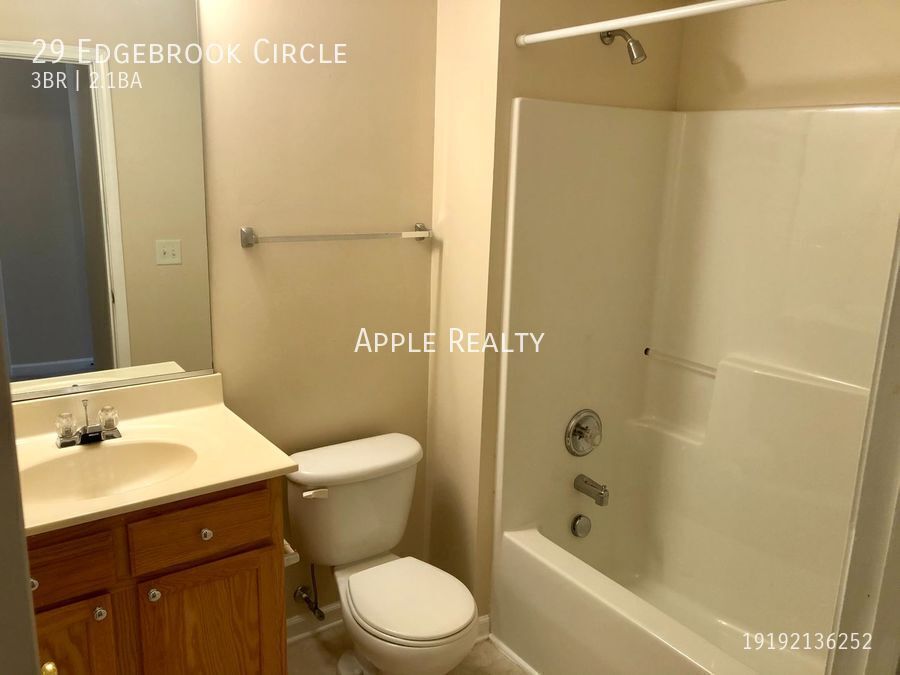Building Photo - 29 Edgebrook Cir