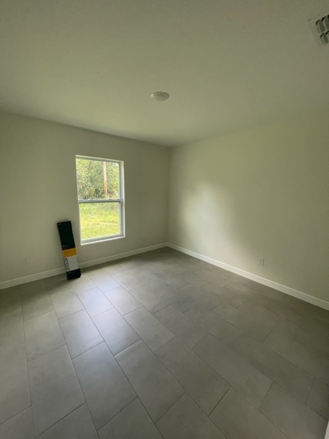 Building Photo - 835 Kenilworth Ct