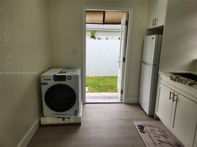 Building Photo - 12460 SW 187th Terrace