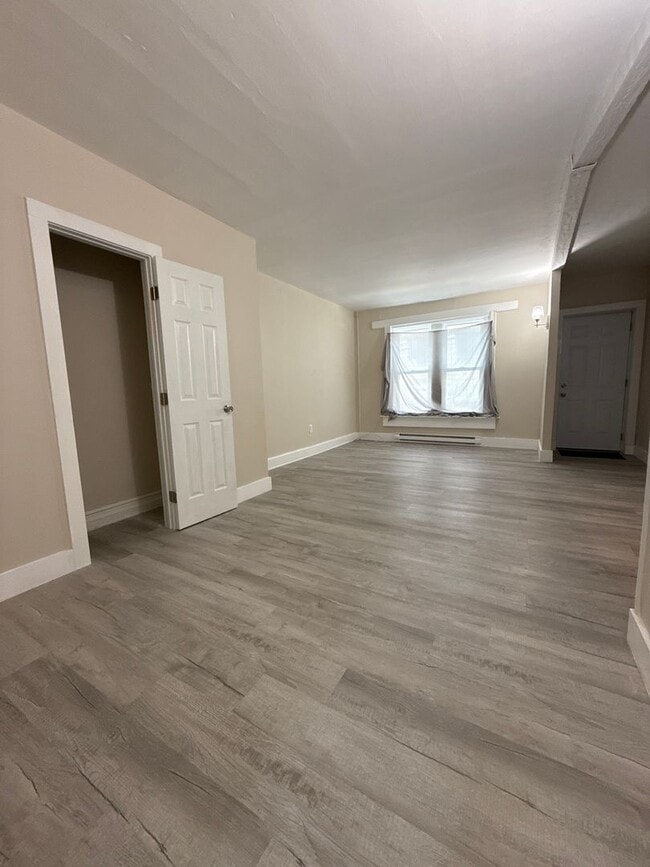 Building Photo - Newly Renovated 3br Home for rent in Allen...