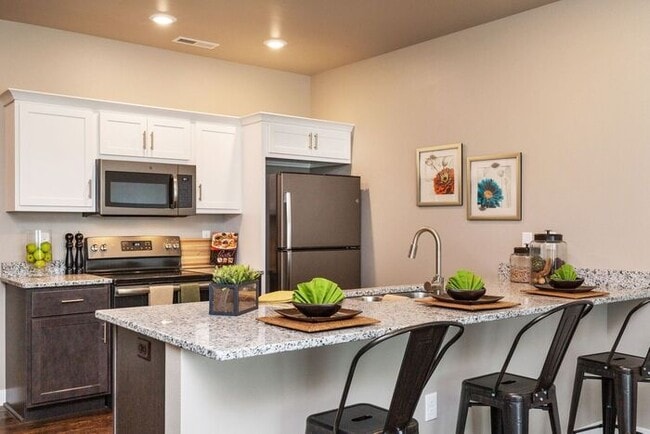 Building Photo - $1,350 | 1 Bedroom, 1 Bathroom Condo | Pet Friendly* | Sublease* | Available For February 1st, 20...