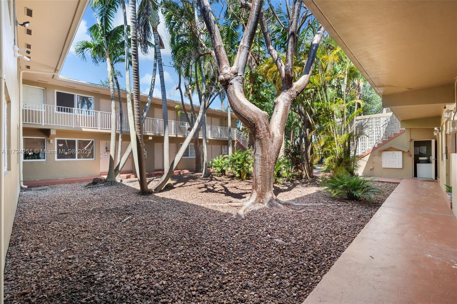 Building Photo - 6330 SW 79th St