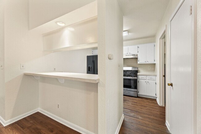 Building Photo - AUS2518 Howellwood