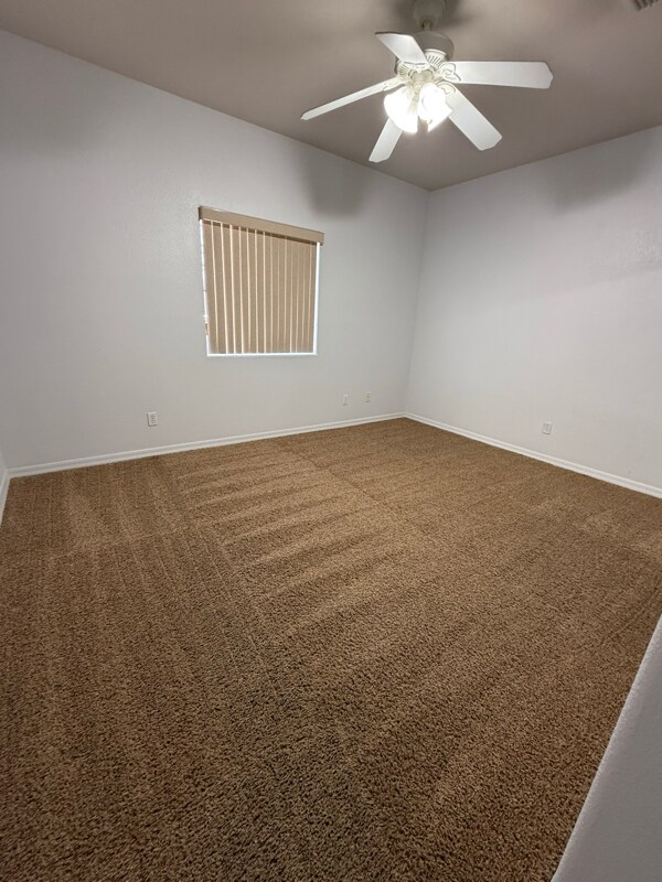 Building Photo - 2117 Buena Vista Dr