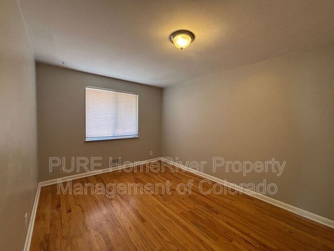 Building Photo - 935 Winona Ct