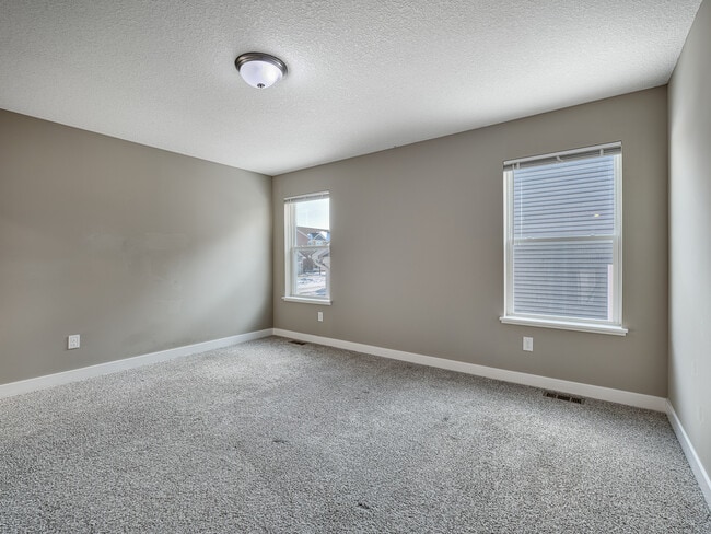 Building Photo - 14377 Fernbrook Ln N