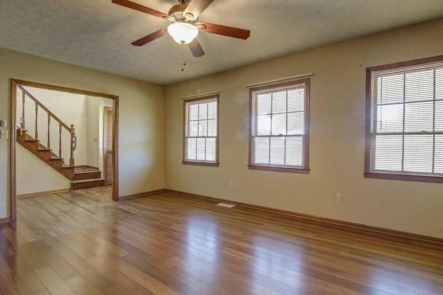 Building Photo - 4811 Cook Rd SW