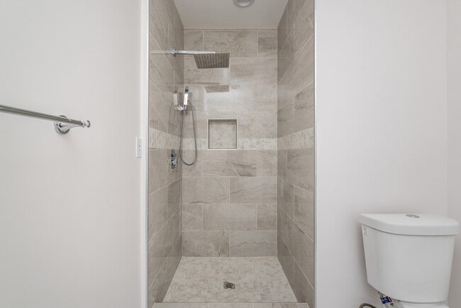 Building Photo - 7058 Willis Ave