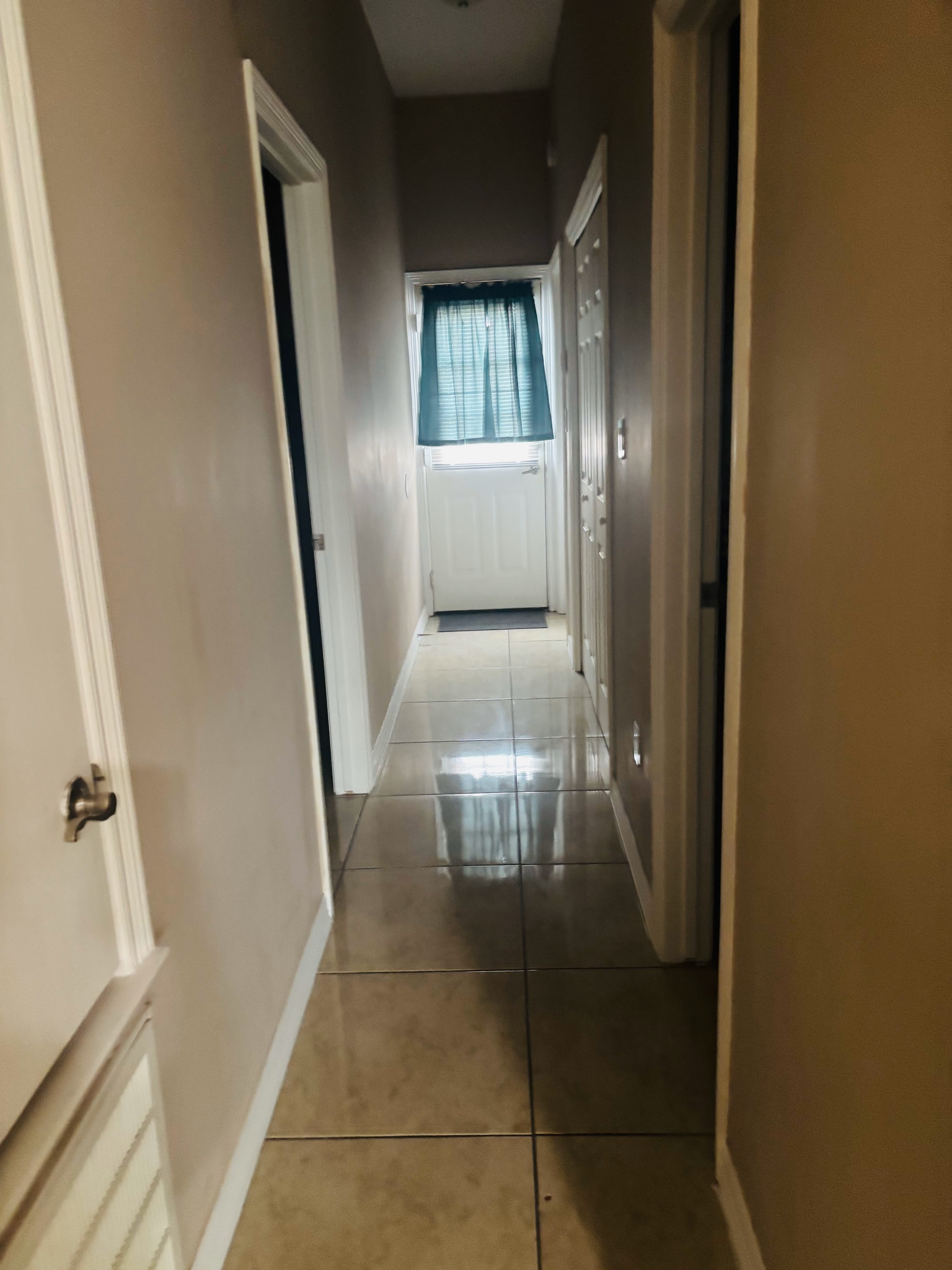 Hallway - 3044 Regal Dr