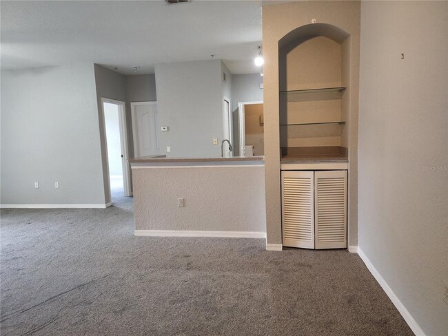 Building Photo - 1325 Lake Shadow Cir