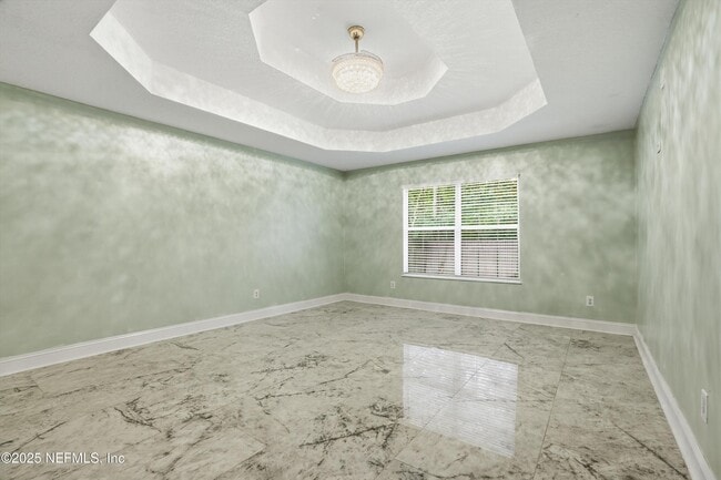 Building Photo - 2810 Sweetholly Dr