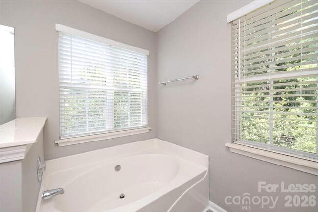 Building Photo - 8306 Hornwood Ct