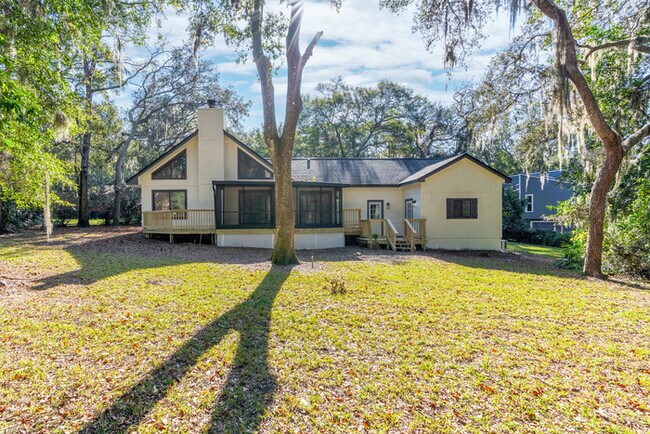 Building Photo - Stunning Renovated 3BD/2BA Home for Rent o...