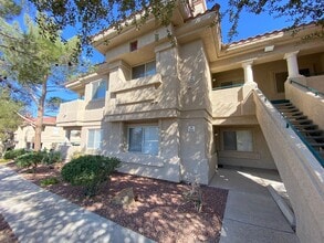 Building Photo - Charming 2 Bed/2Bath Condo nestled in this beautiful Green Valley Community! — Enjoy Rent-Free Ho...