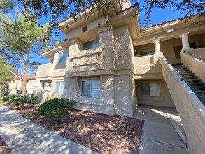 Building Photo - Charming 2 Bed/2Bath Condo nestled in this...