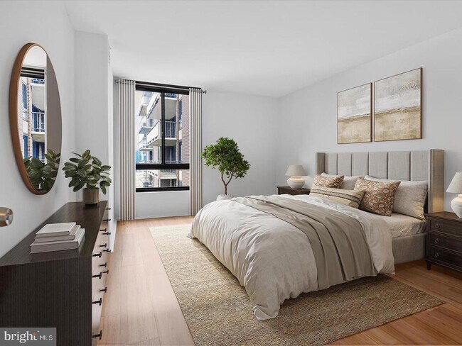 Building Photo - 1800 Old Meadow Rd